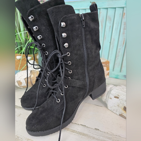 NEW American Rag Reighn Lace-Up Combat Boots - Picture 4 of 10